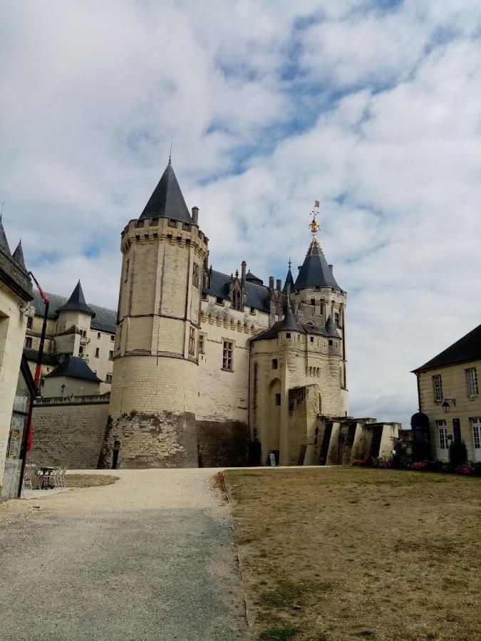 Le Grand Pre Villa Longué Екстериор снимка
